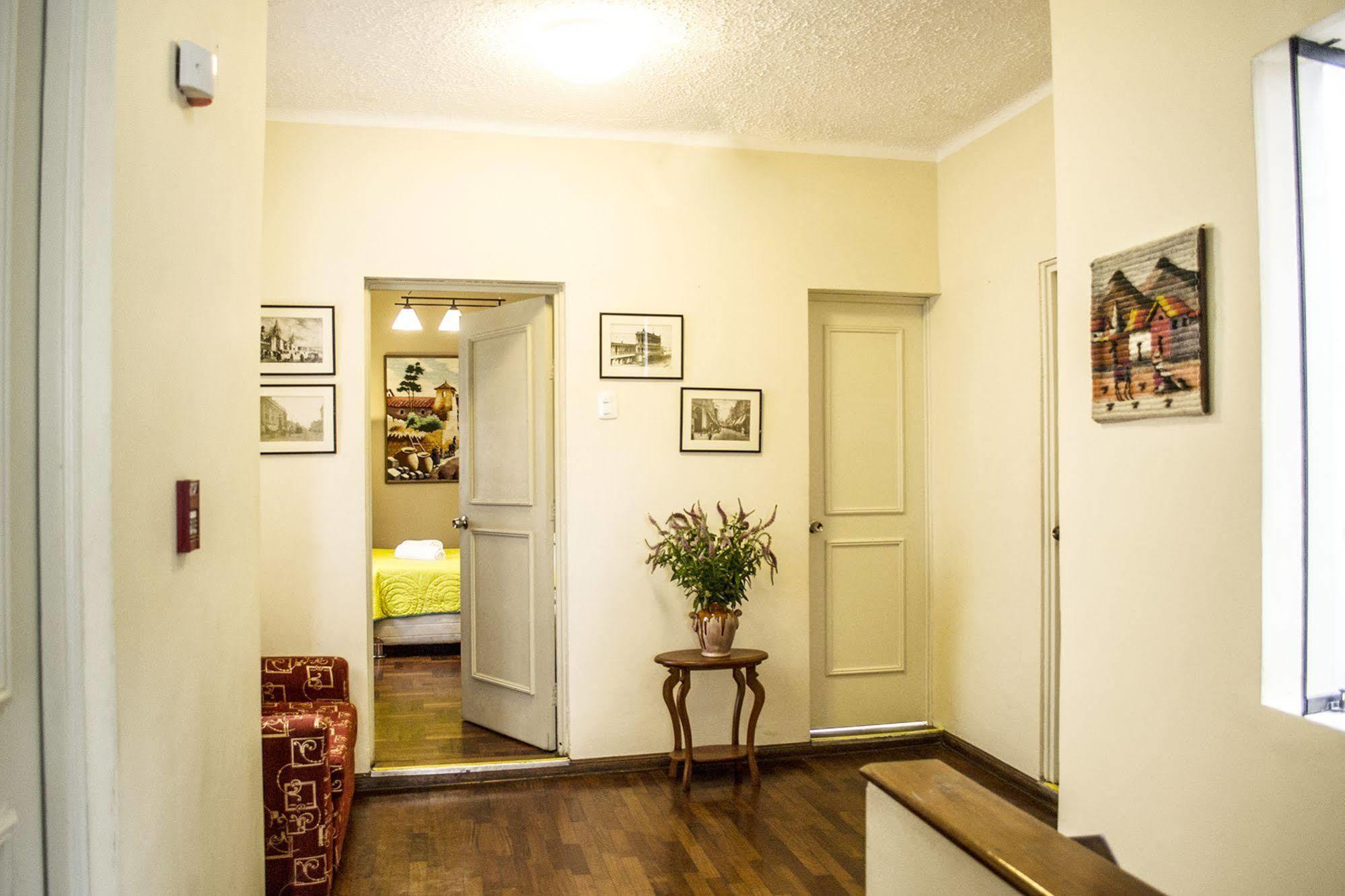 Pensión Casa Rodas 2*