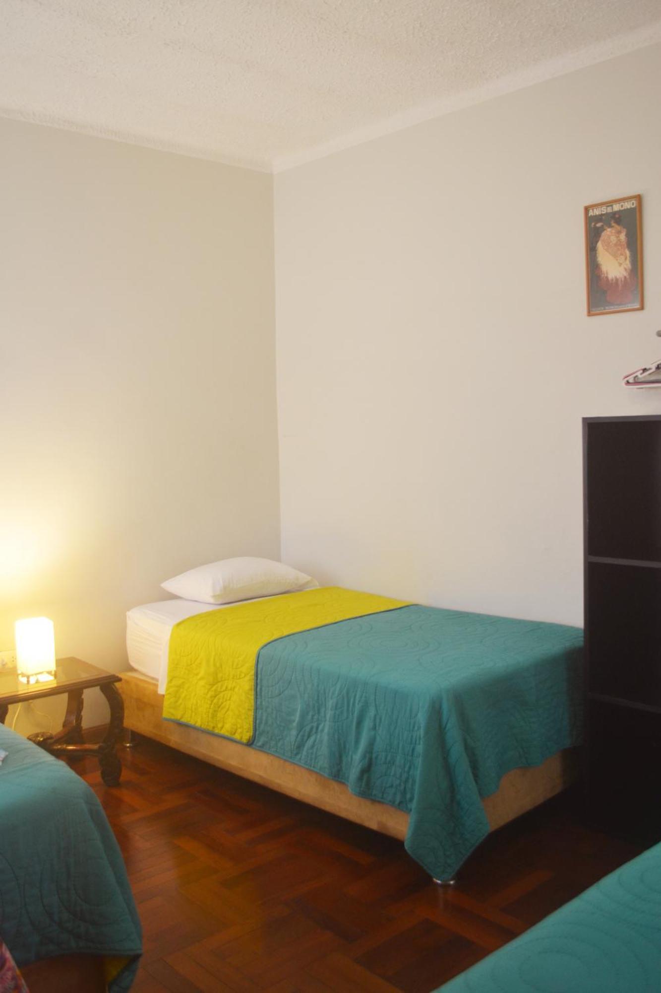 Guest house Casa Rodas 2*
